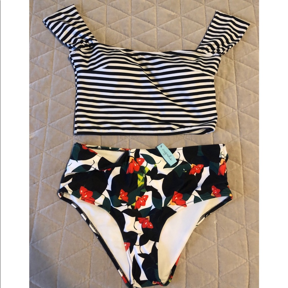 Cupshe swim suit!